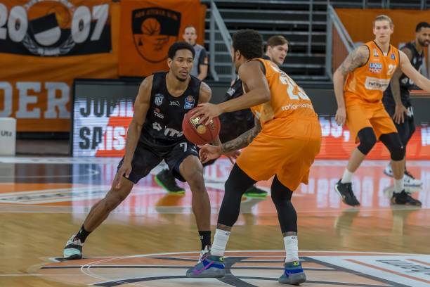 可以说是他 可以说是他