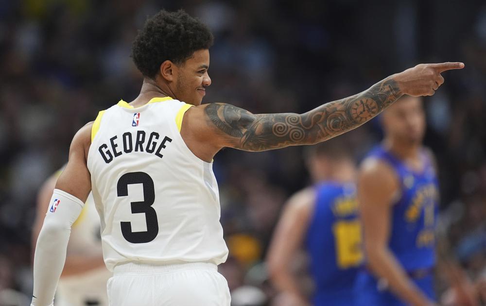 打入两球 打入两球