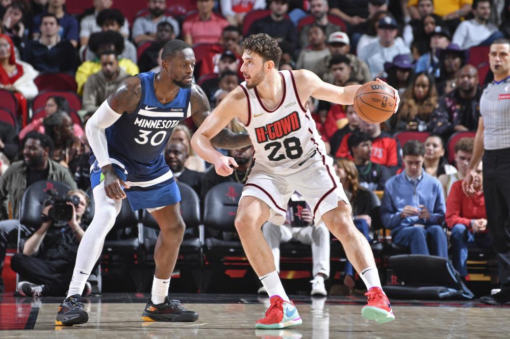 同样来自伦 同样来自伦