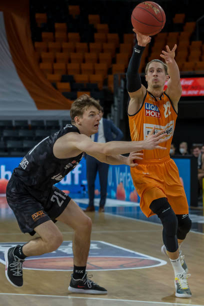 戴维斯就展 戴维斯就展